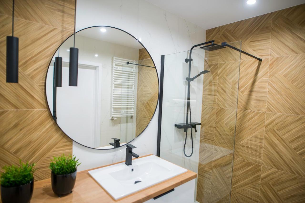 Nowoczesny Apartament Ludova Biskupiec  Bagian luar foto