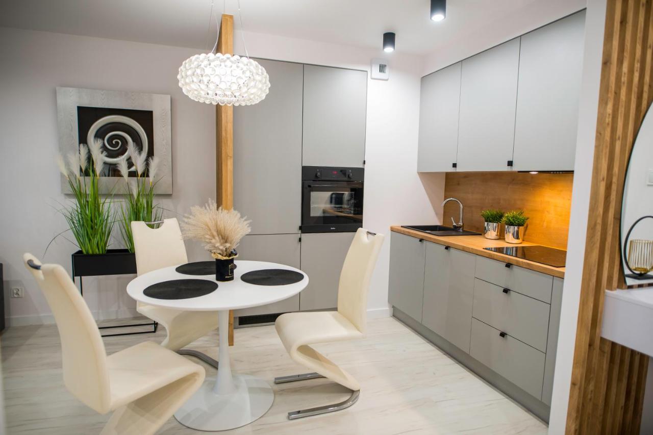 Nowoczesny Apartament Ludova Biskupiec  Bagian luar foto