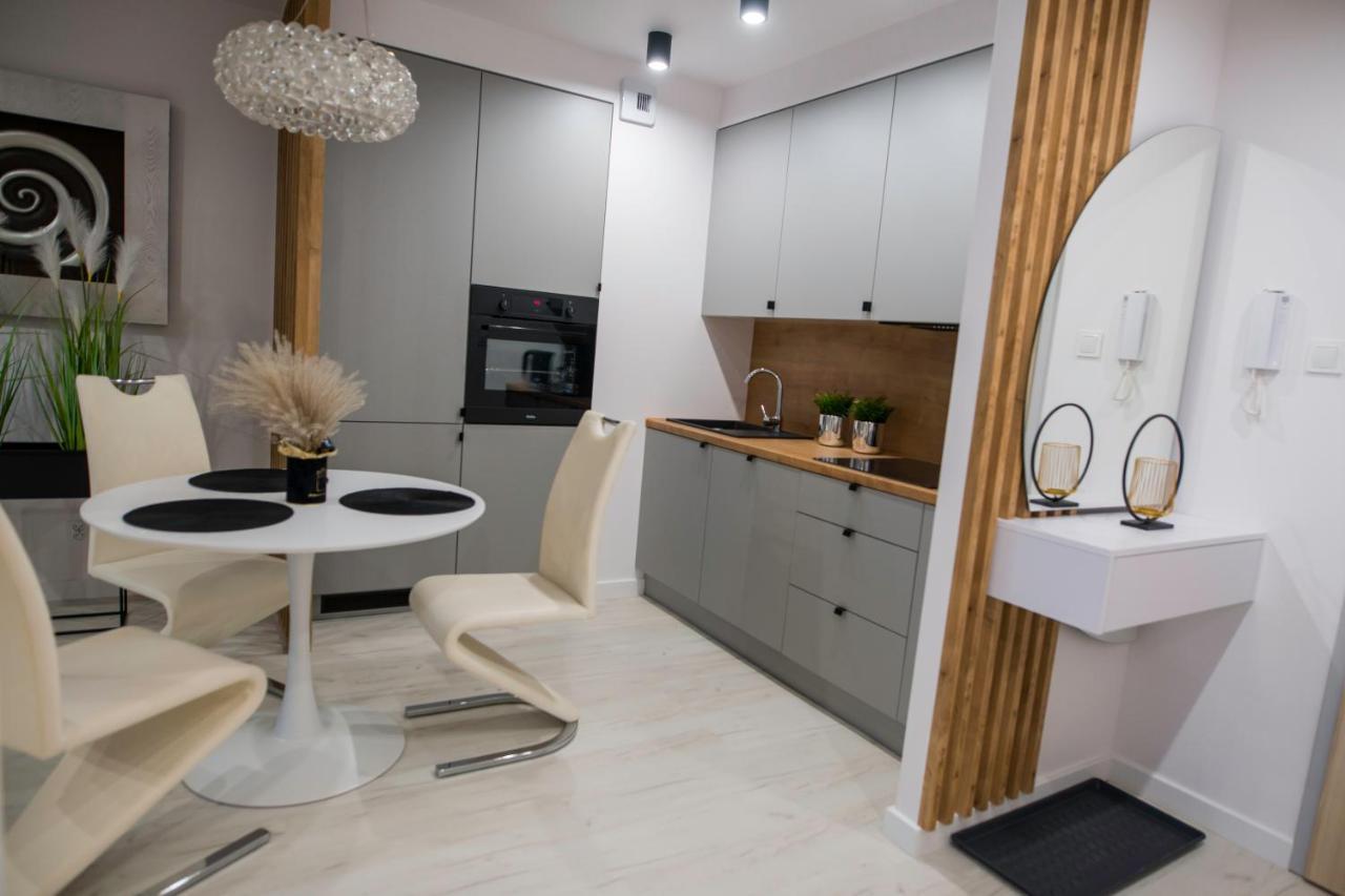 Nowoczesny Apartament Ludova Biskupiec  Bagian luar foto