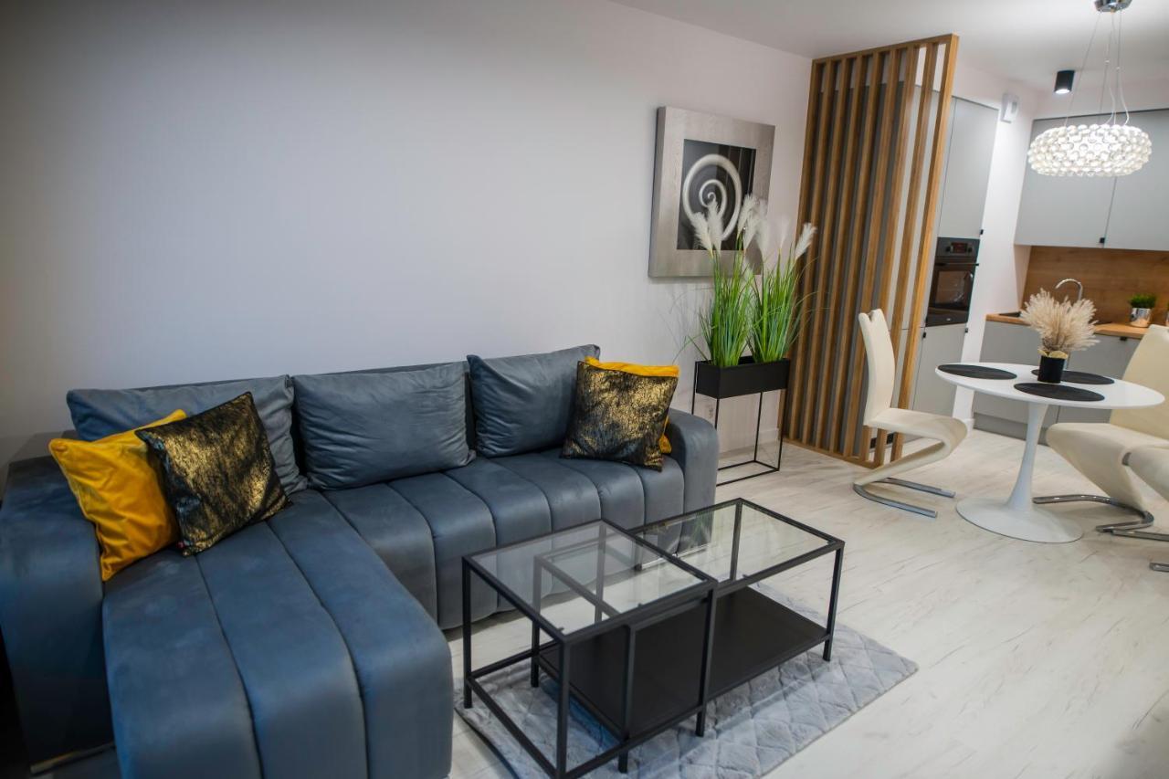 Nowoczesny Apartament Ludova Biskupiec  Bagian luar foto